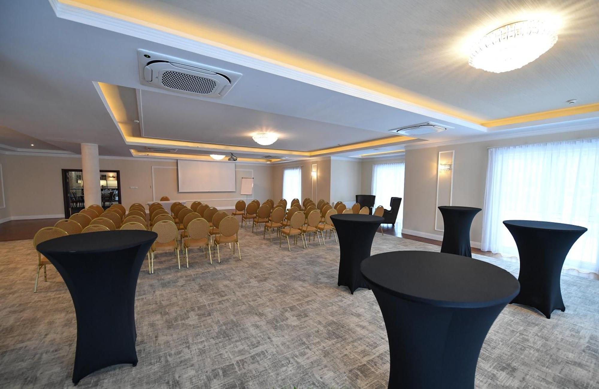 Hotel Focus Centrum Konferencyjne Lublin Extérieur photo